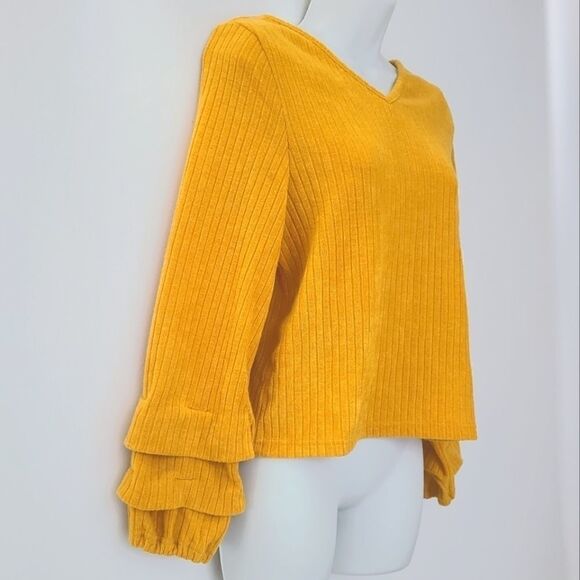Golden Yellow Button Back Ruffle Sleeve Sweater Sz M - Picture 2 of 11